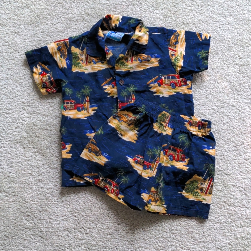 Boy's Hawaiian Outfit - 4